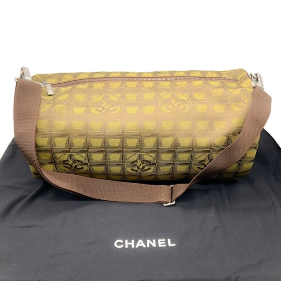 Chanel Vintage 2000 Khaki Travel Duffel - Picture 6 of 9